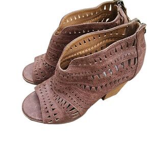 Not Rated Groove Thang Ankle Boot Size 8.5